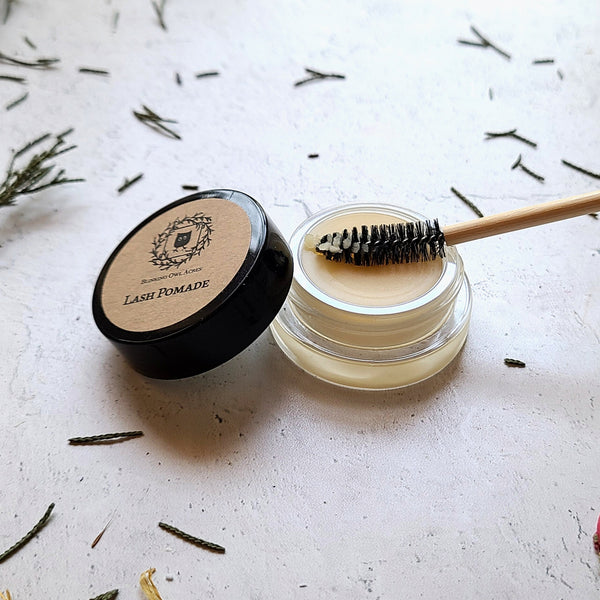Lash Pomade